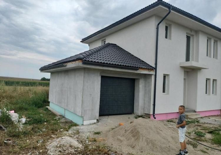 CASA NOUA IN GRI DE VANZARE - Poză 4