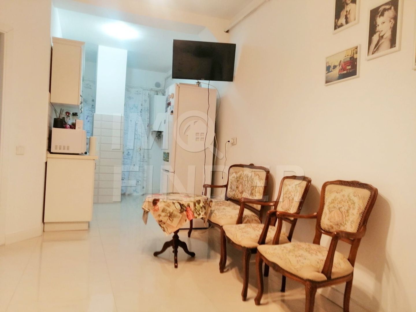 Apartament la Cheie Parcare cu CF in Iris - Poză 4