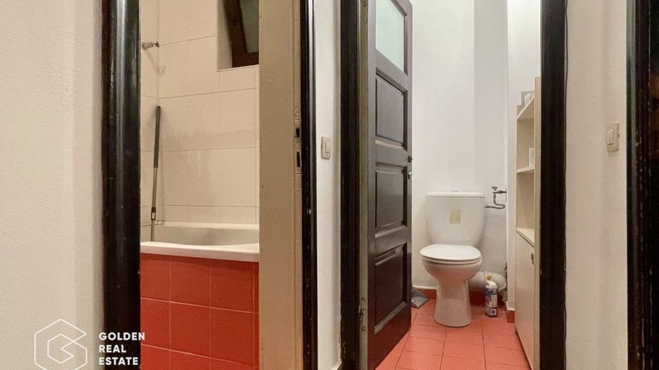 Apartament cu 5 camere și demisol mare, 2 bai, intrare separată - Poză 12