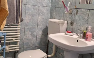 Casă tip triplex 2 camere de vânzare Curtea de Argeș Central / Spațiu Birouri - Poză 20