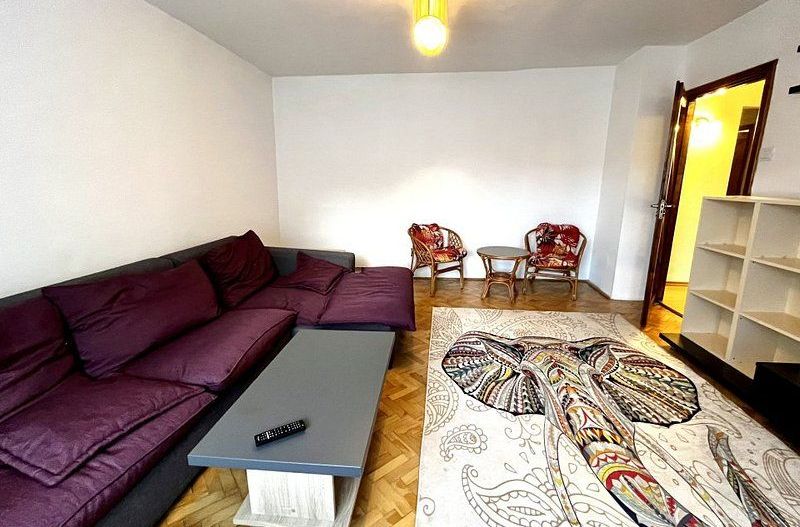 Un apartament spațios cu 3 camere, et. 1, in zona Girocului - Vladeasa - Poză 3