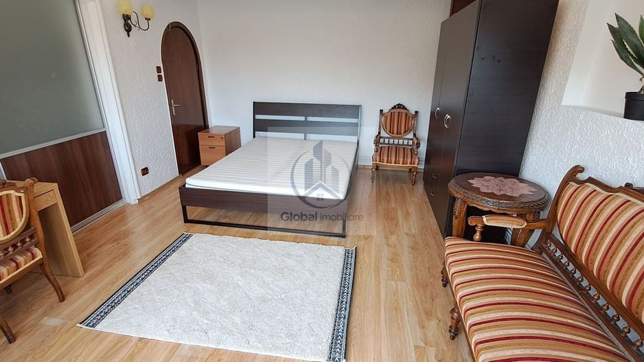 Apartament 3 camere ultracentral | Bd. Dacia | Metrou Piața Romană - Poză 1