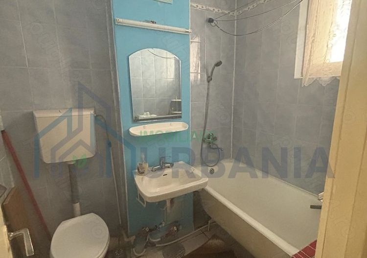 Apartament cu 2 camere, Iași, zona Podu Roș - Poză 1