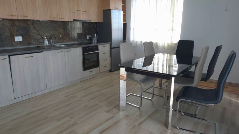 3 camere cu terasa si parcare exterioara Prima Onestilor - Poză 1