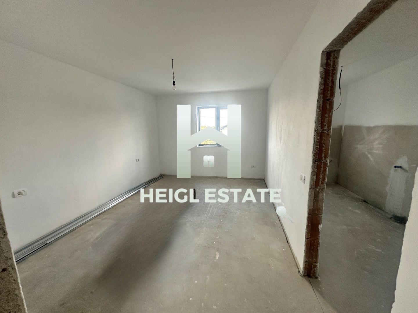 HEIGL ESTATE vă propune spre vânzare casa premium în Bucovat P+E+M - Poză 7