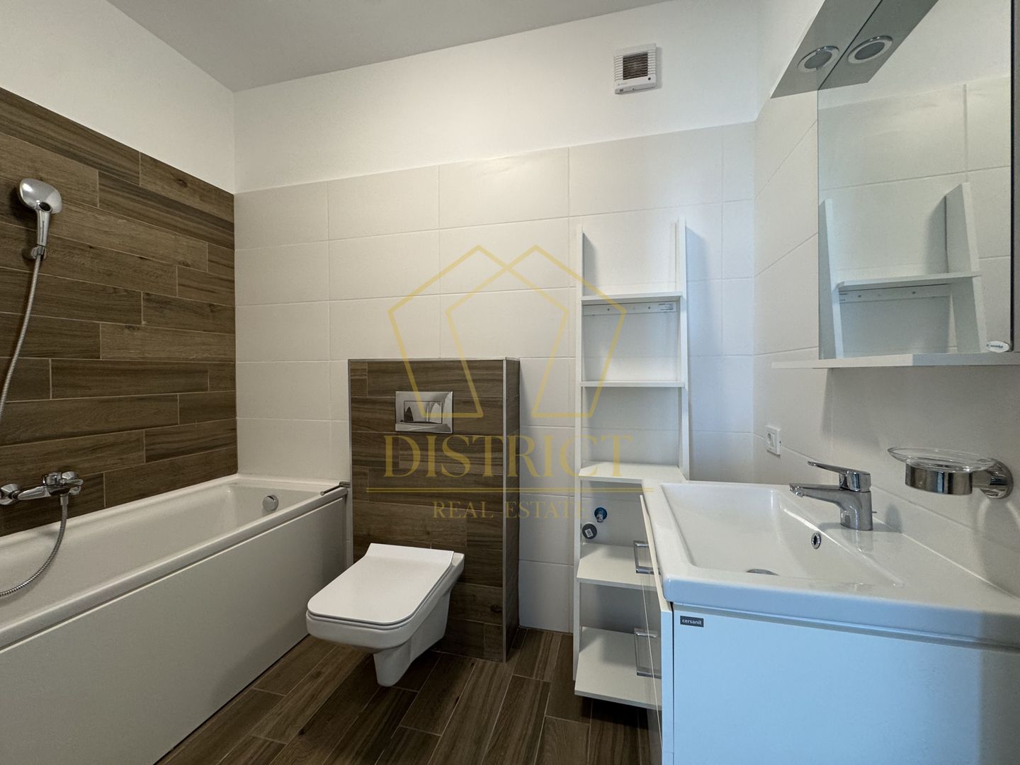 Apartament cu 3 camere, mobilat, loc de parcare | Vivalia - Poză 10