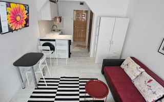 Apartament 1 camera de inchiriat - renovat, 30 mp, etaj 2 - Racadau - Poză 1