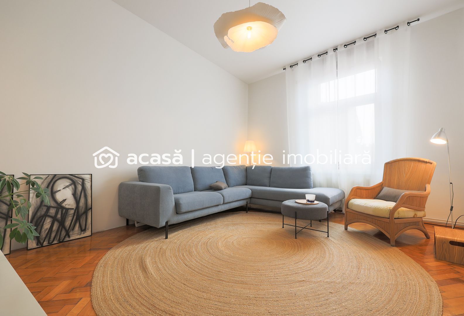 Apartament unic în Arad – Ultracentral, liniște, priveliște superbă - Poză 2