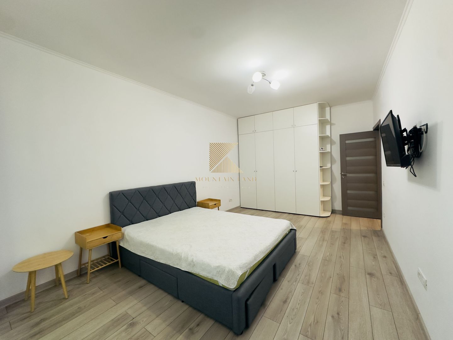 Garsonieră decomandată, complet renovată, etaj 1, zona Judetean - Poză 5