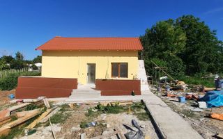 🏡Casă Plan Parter+Mansardă Voinești 60 mp utili + 400 mp teren - 59.900 Euro 💰 - Poză 4