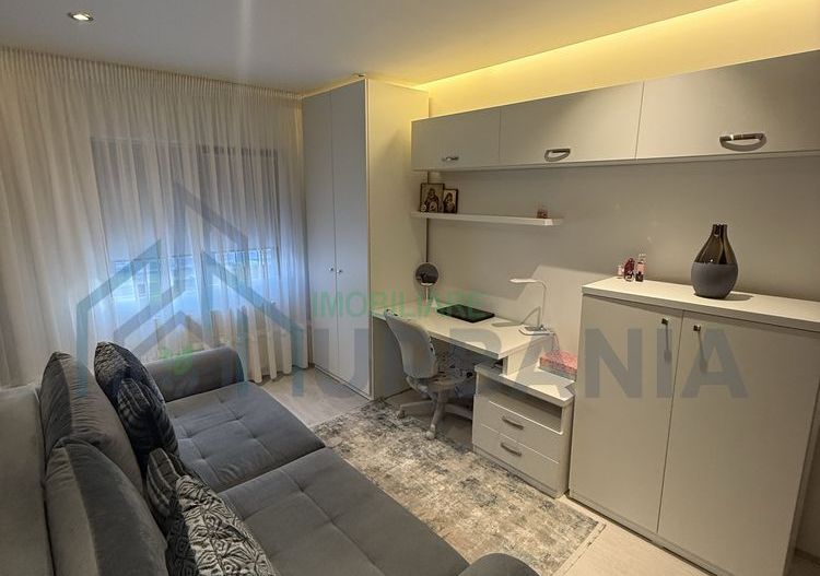 Vând apartament- 3 camere, mobilat, Lunca Cetațuii - Poză 3