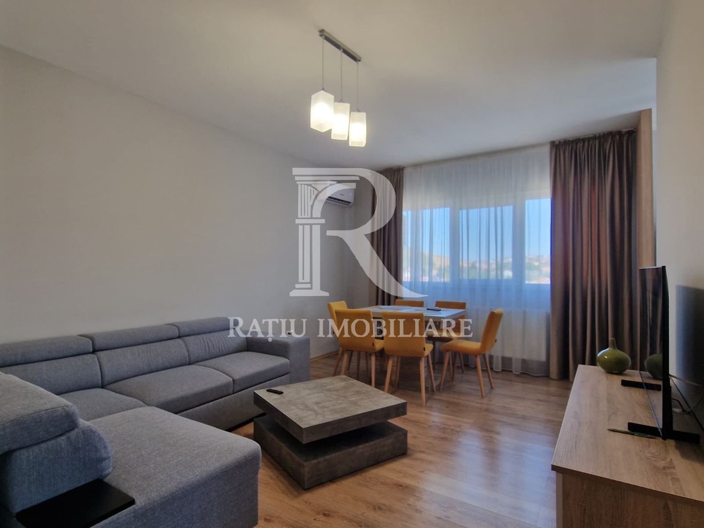 Apartament cu 3 camere | Spitalul Judetean | Oradea - Poză 3