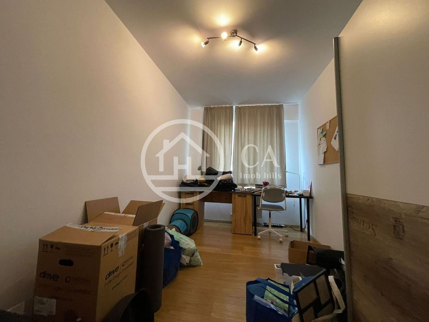 Apartament de inchiriat cu 3 camere in Prima Onestilor, Oradea - Poză 4