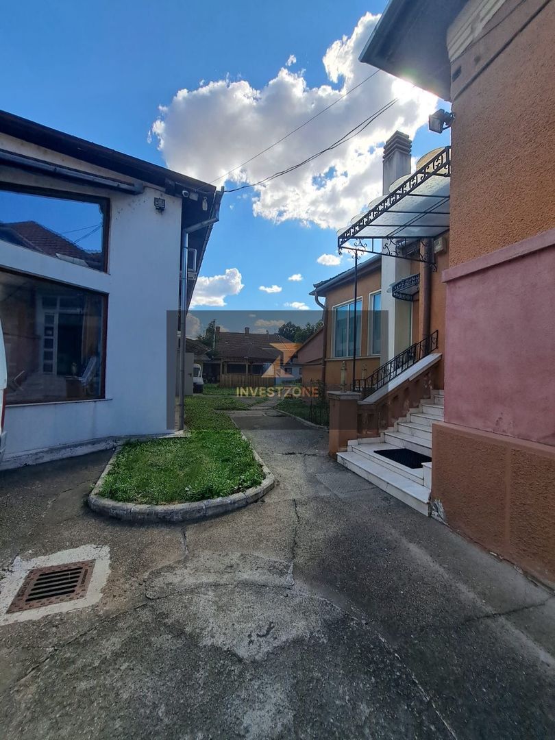 Proprietate 450 mp pe Calea Clujului cu teren de 787mp in Oradea - Poză 14