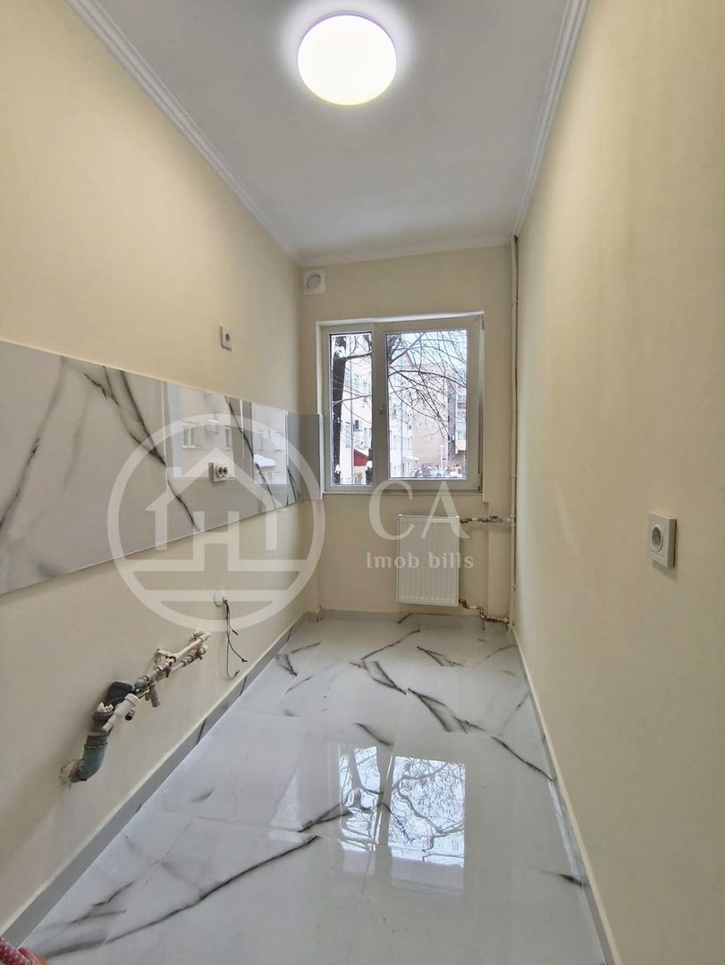 Apartament de vânzare cu 2 camere în zona Rogerius, Oradea - Poză 5