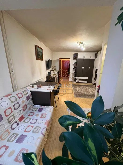 Garsonieră de închiriat zona strada Constantin Brâncoveanu - Poză 1