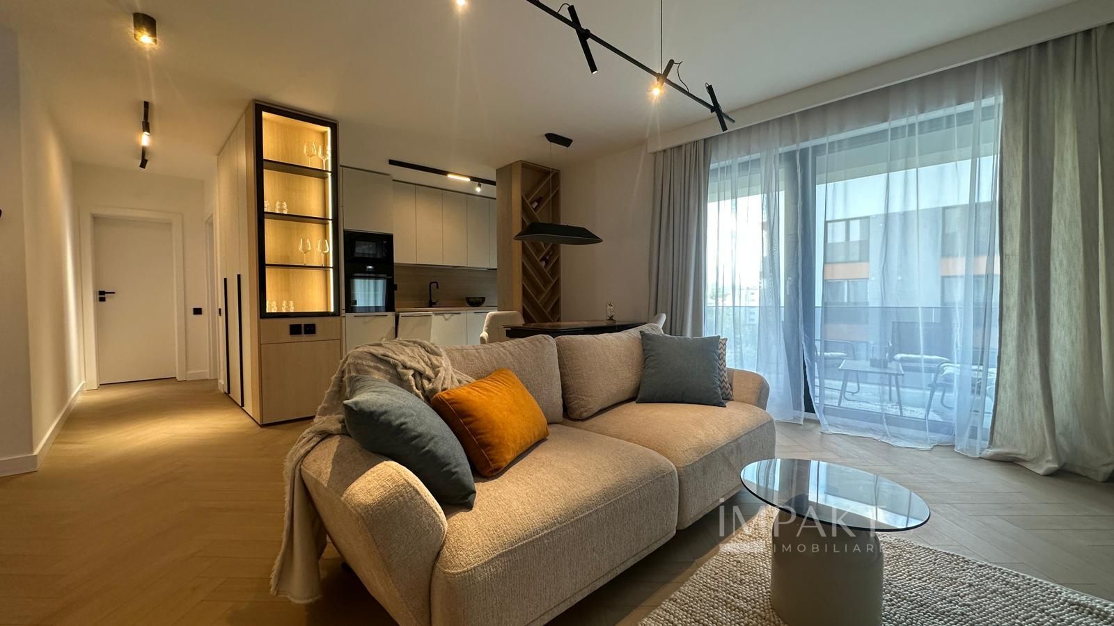 Apartament Ultrafinisat Premium | Ready to Move | Intre Lacuri - Poză 1