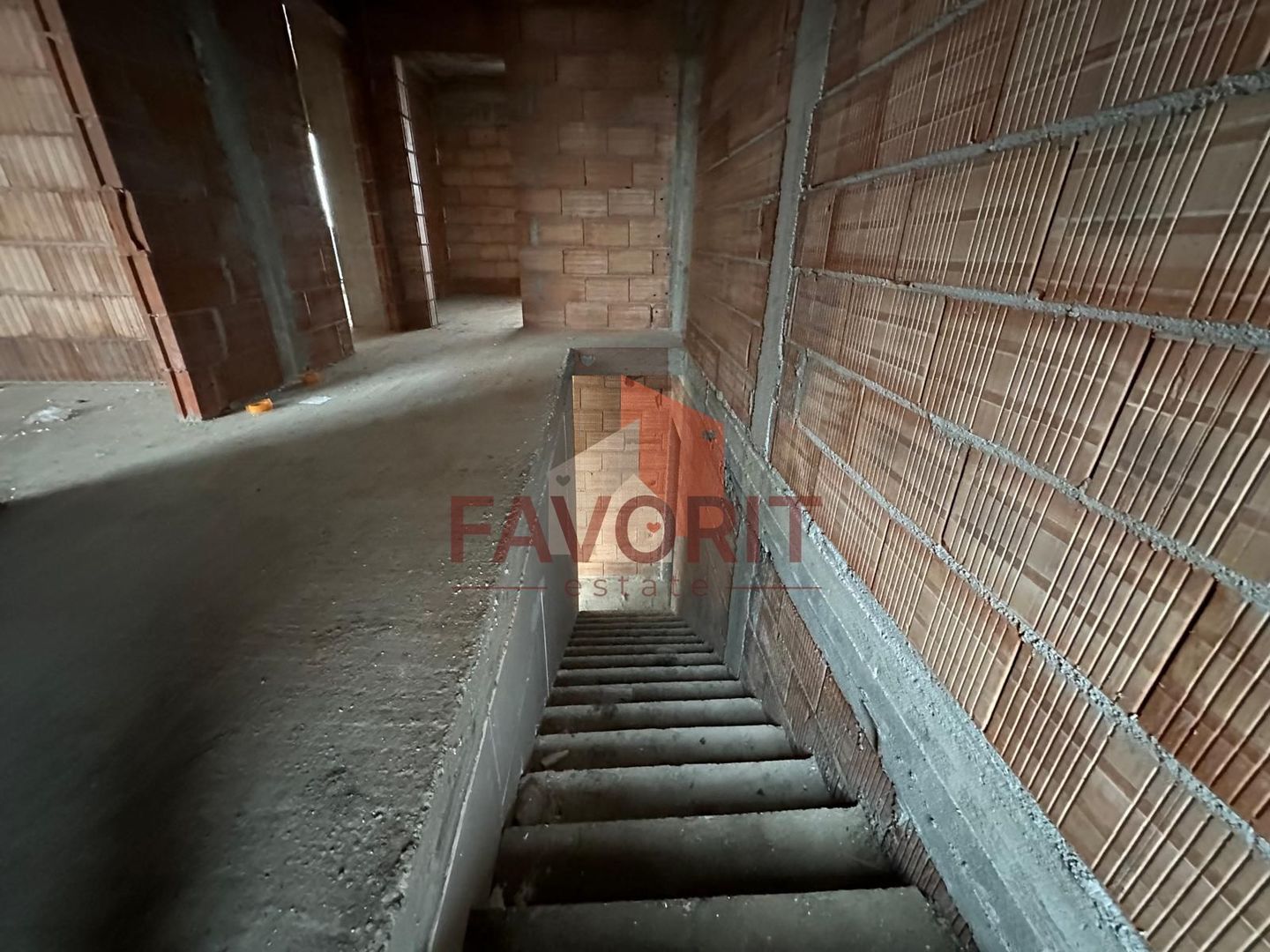 Duplex | Parter + Etaj | Toate utilitatile | Curte generoasa | Garaj | - Poză 9