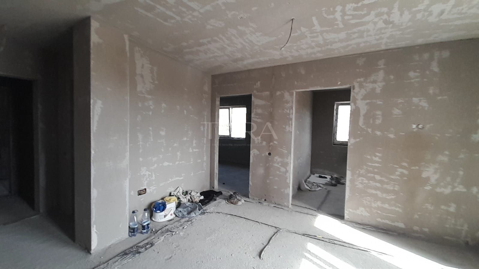 Vanzare apartament cu 2 camere - Poză 3