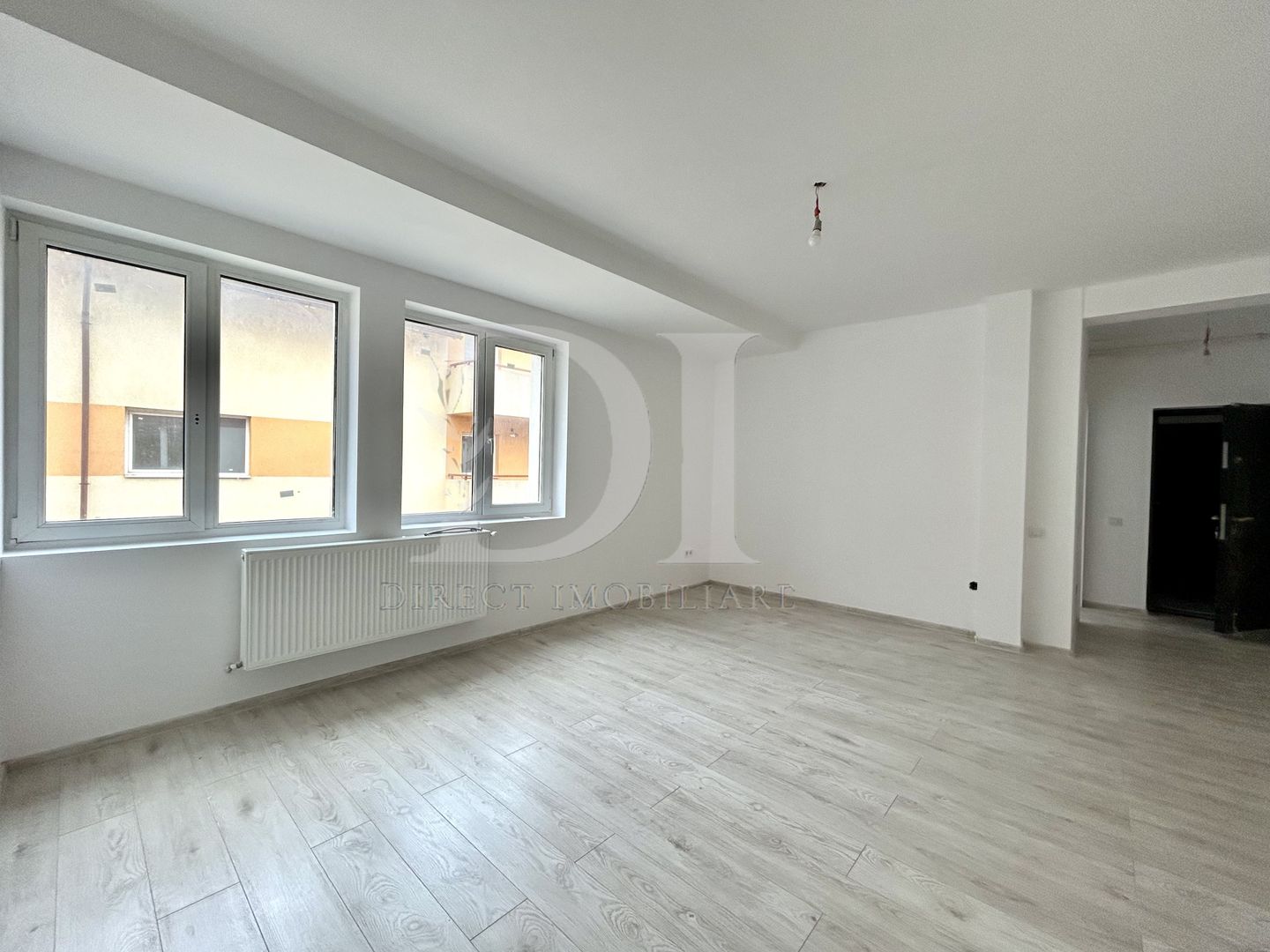 Apartament  2 camere de vanzare / Eroilor / Floresti - Poză 2