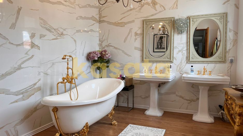 Vila deosebita 11 camere Erou Iancu Nicolae - Poză 12