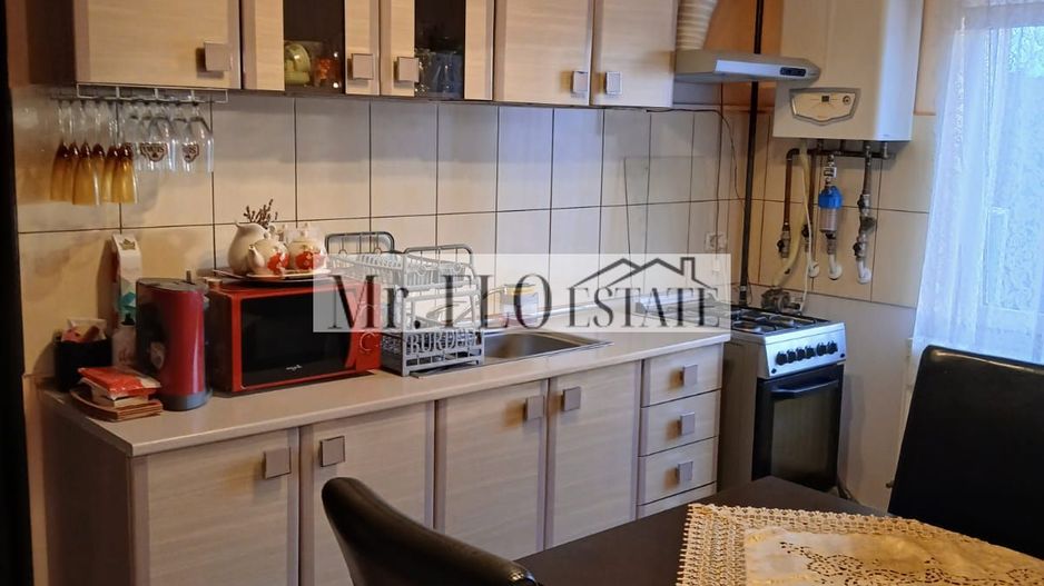 Apartament 2 camere cu 2 balcoane și pod – zona Torontalului - Poză 5