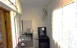 Apartament decomandat 3 Camere Renovat Utilat 1 Mai etaj 3 - Poză 9