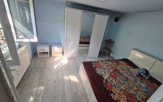 BRASADAS vinde 2 case pe un teren de 360 mp. zona Baritiu. - Poză 7
