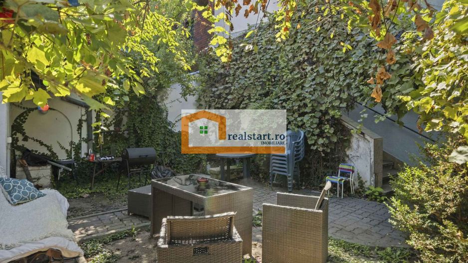 Langa Metrou, curte proprie 200mp, Garaj, 3 camere, centrala, pet friendly - Poză 17