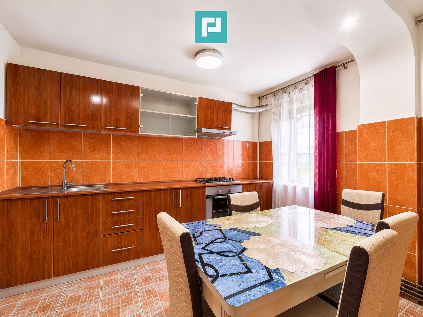 Apartament cu 3 camere, zona Soarelui - Poză 3