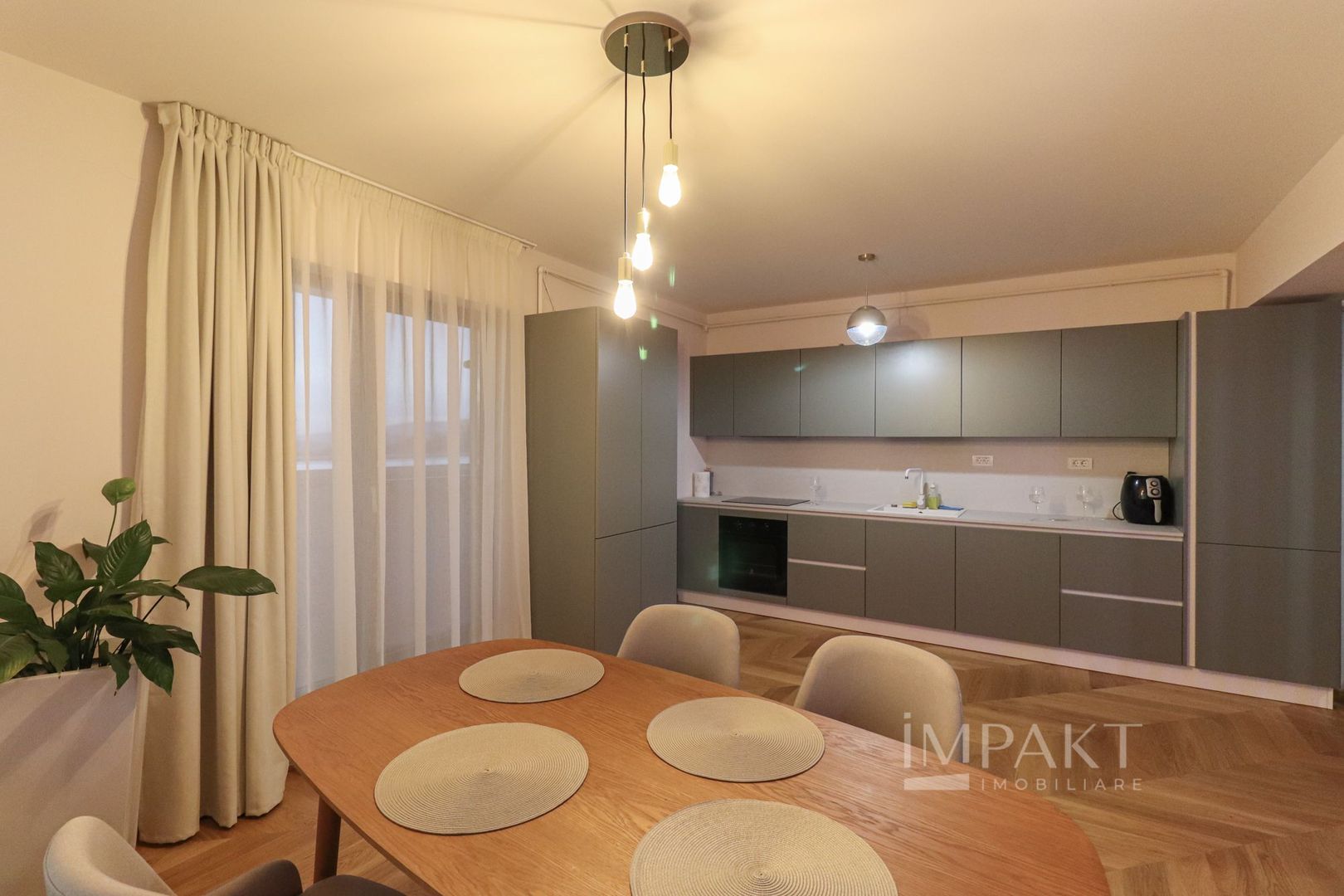 Apartament cu 2 camere ultrafinisat, cu un view deosebit, situat in ansamblul Wings! - Poză 9