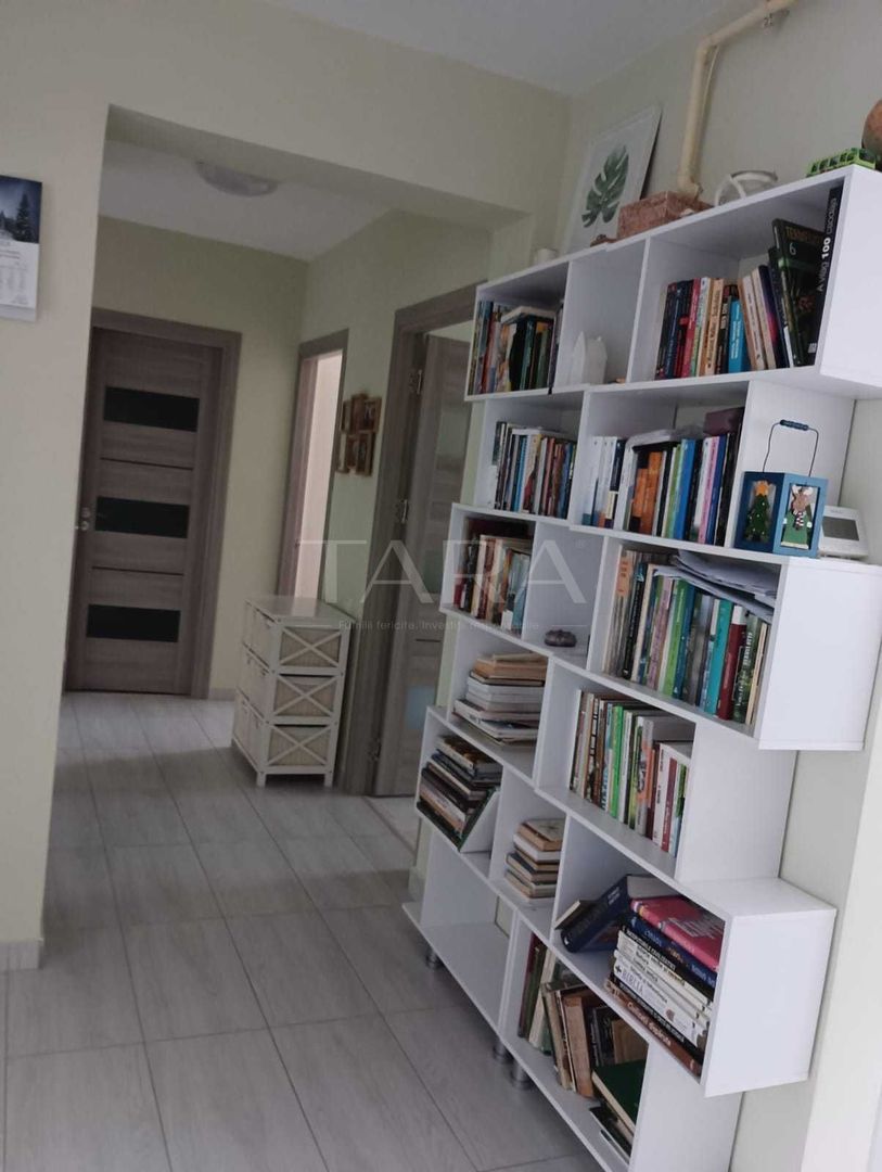 Apartament 3 camere – Baciu, zona Primăriei - Poză 3