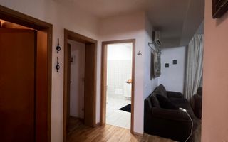 Apartament de vânzare   3 camere Parter Dumbravita  (langa Petrom) - Poză 7