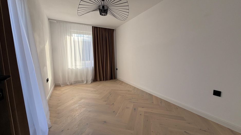 Penthouse MODERN cu 2 terase in Selimbar-Sibiu - Poză 9