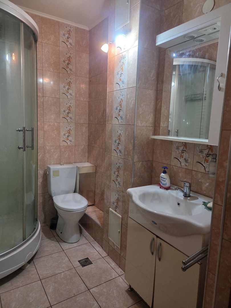 Apartament 2 camere balcon inchis cu pivnita si boxa in Vasile Aaron - Poză 4