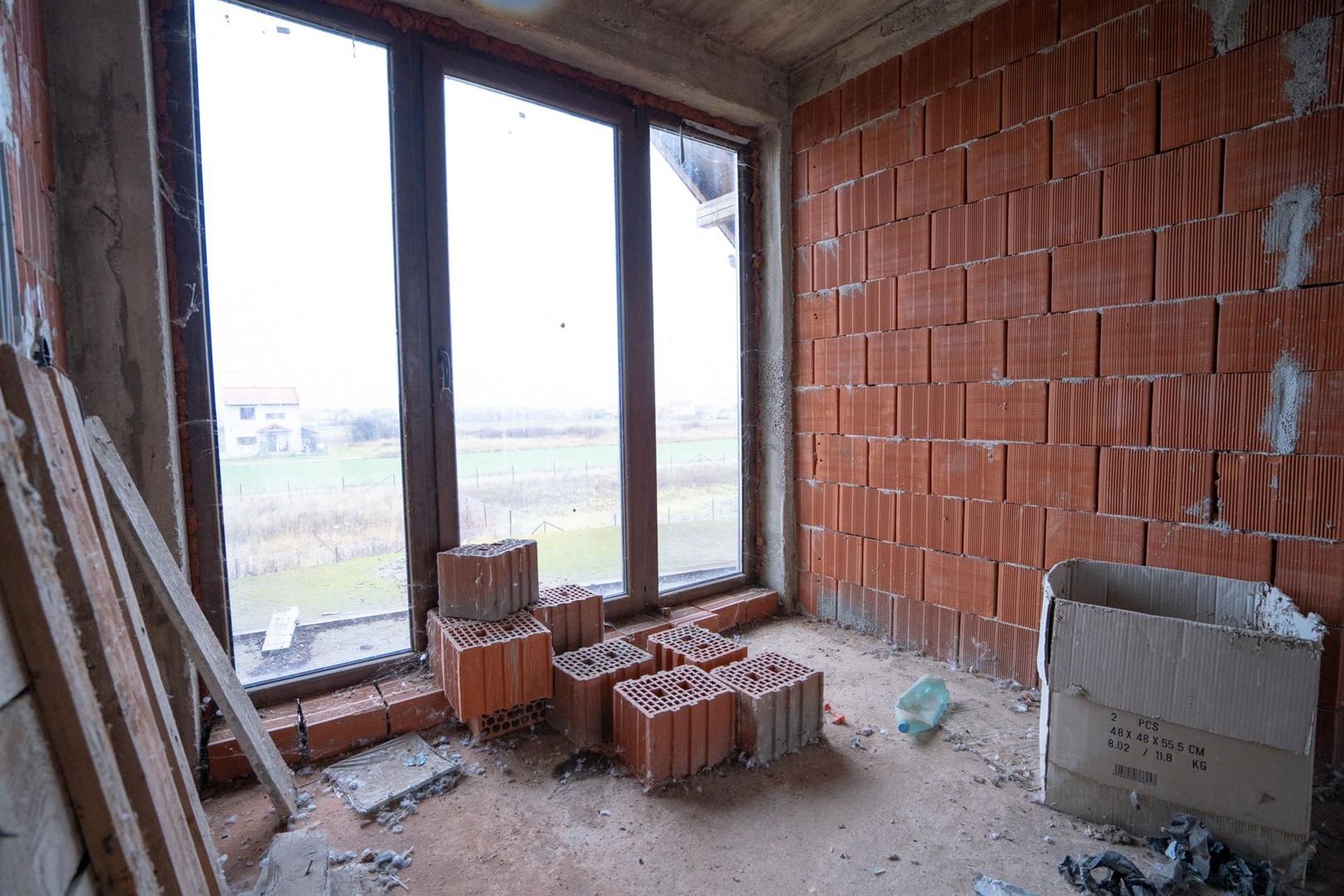 Casa de vanzare 7 camere P+E Sanmartin sat.Rontau - Poză 9