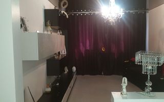 Apartament 3 camere de vanzare – Tiglina 2, stradal, renovat complet - Poză 2