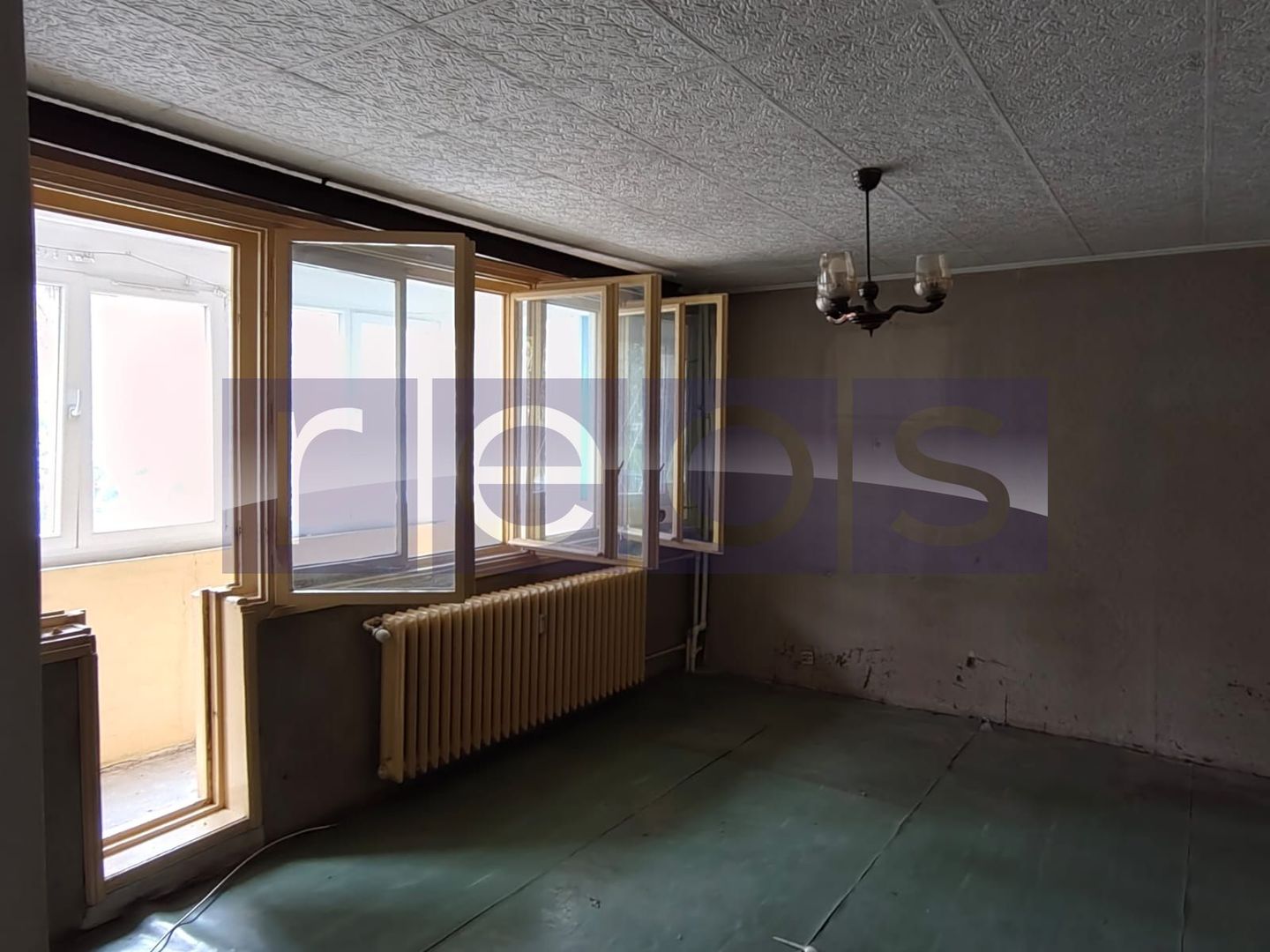 VANZARE GARSONIERA SPATIOASA I LIBERA I METROU I RAUL DOAMNEI - Poză 6