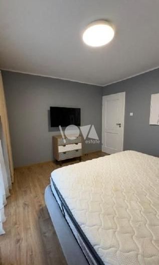 De închiriat: apartament 4 camere- centrala termica - Panduri -metrou - Poză 4