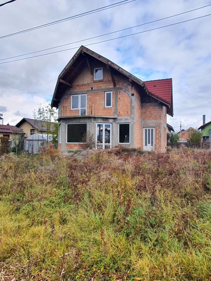 Casă la roșu de vânzare în Hărman, Cartierul Tineretului - Poză 18