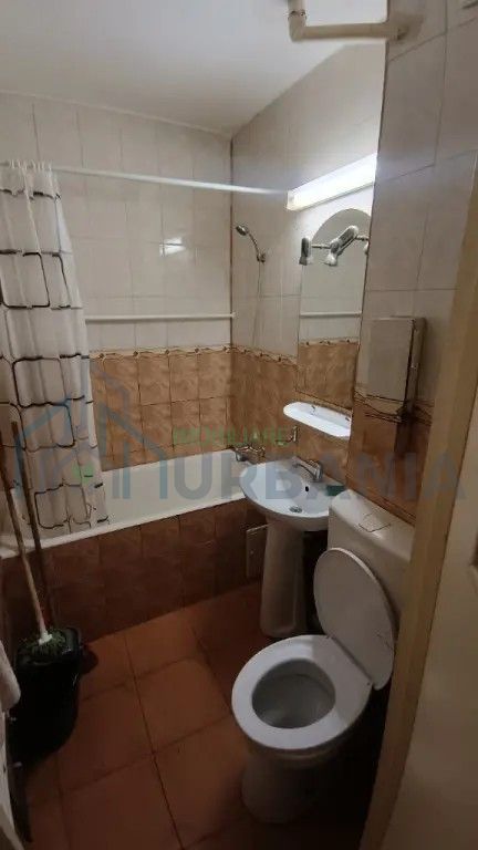 Apartament 2 camere decomandat, mobilat, Podu Roș, Iași - CHF 360 - Poză 8