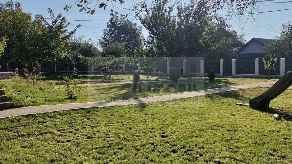 Vila Individuala Aroneanu - 5 camere- 799 EURO - Poză 8