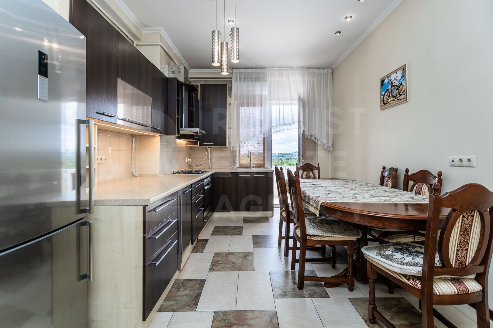Vânzare apartament  142 mp, str. Valea Trandafirilor, Botanica - Poză 14