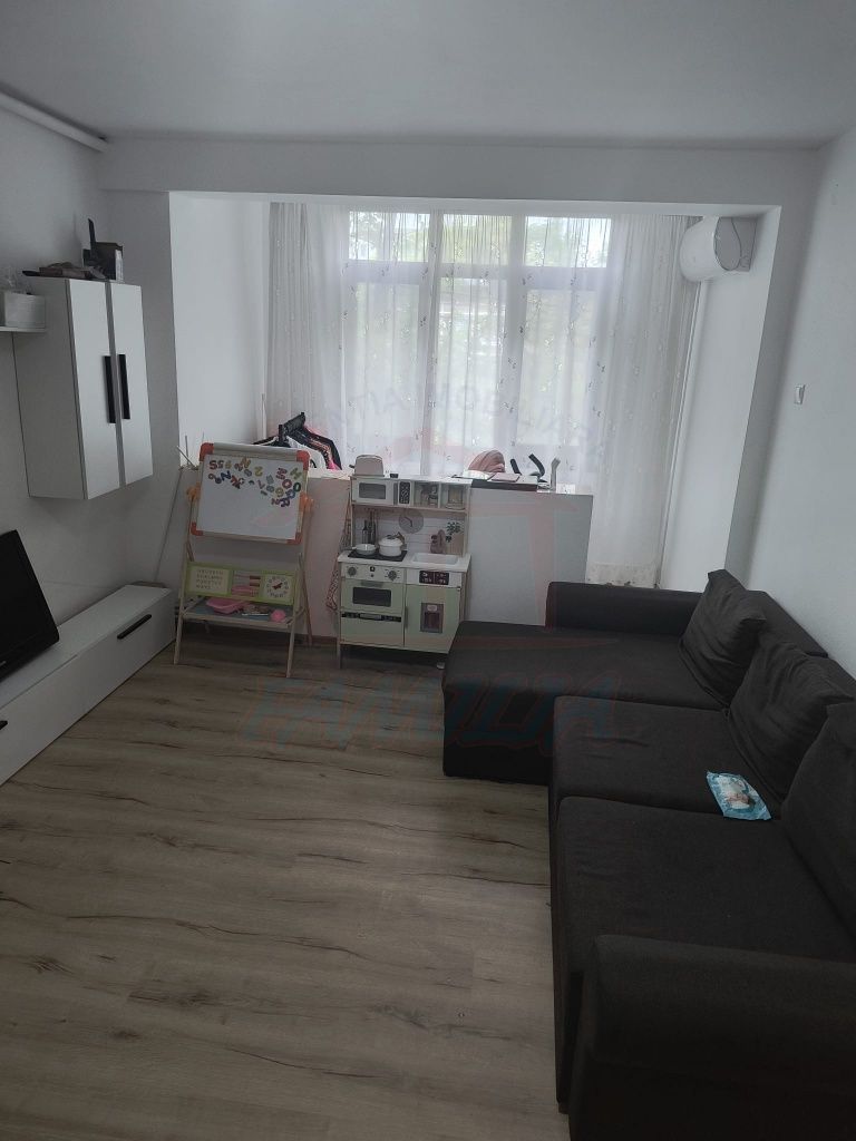 Vanzare apartament 2 camere, Micro 16, 52 mp, 68.000 EURO - Poză 2