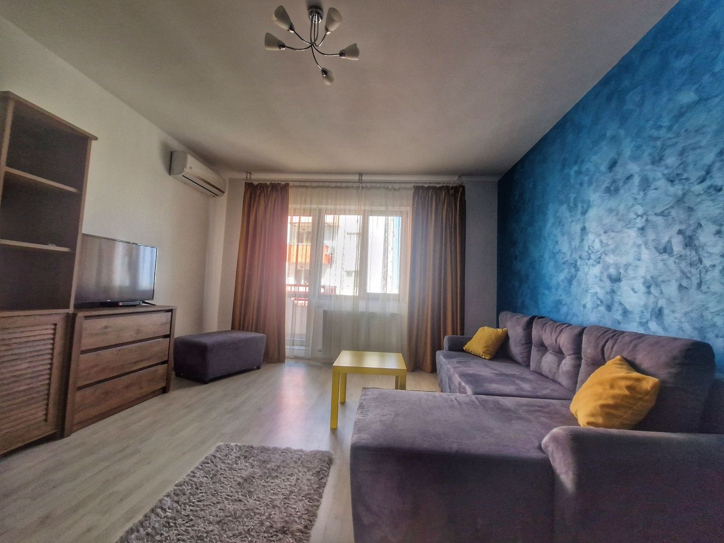 Garsoniera de inchiriat, Parcul Carol,  mobilata, centrala proprie - Poză 1