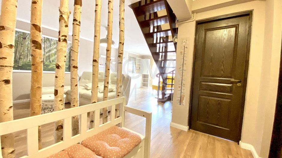 Apartament 3 camere, 2 bai, decomandat in Strand pentru inchiriat - Poză 5