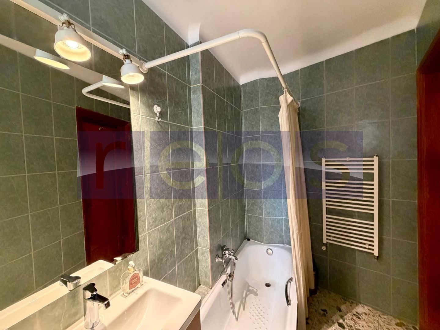APARTAMENT ELEGANT ZONA ARMENEASCA | 3 CAMERE | 90 MP | ZONA LINISTITA - Poză 23