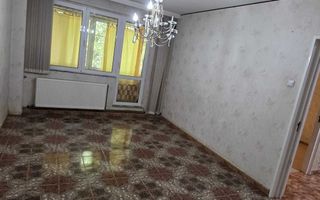 Decomandat 2 Camere, 1 Decembrie - Poză 1