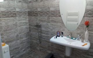 De vanzare Vila interbelica consolidata, Calea Victoriei, Cismigiu - Poză 7