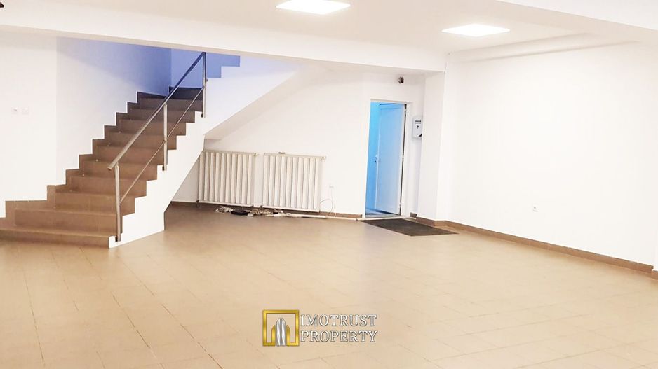 Spațiu comercial premium de închiriat | Str. Andrei Șaguna – Arad - Poză 2